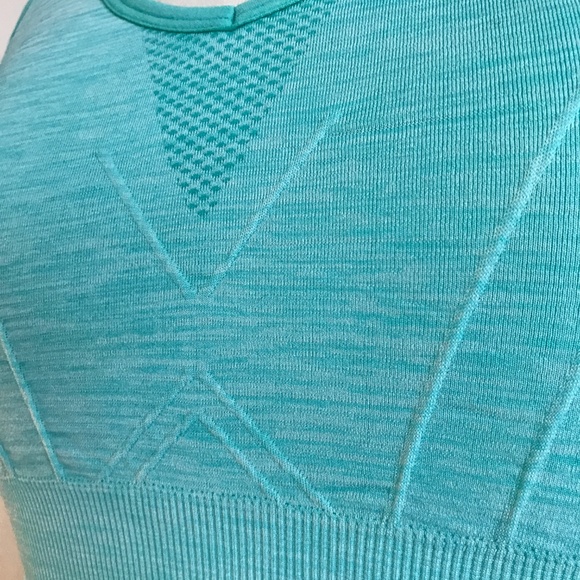 Racerback sports bra - Picture 5 of 7